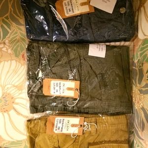 3 pair of EXCLUSIVE  ZM.LACA CARGO SHORTS